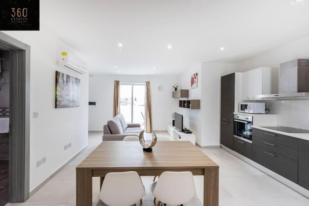 Spacious, Beautiful Central Penthouse With Bbq By 360 Estates Pietà 외부 사진