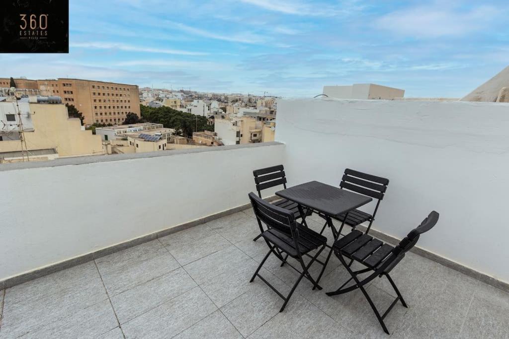 Spacious, Beautiful Central Penthouse With Bbq By 360 Estates Pietà 외부 사진